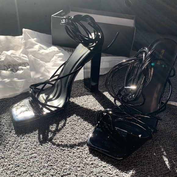 NWT Black Size 9 Wide Fit Patent Lace Up Block High Heels - Picture 5 of 16